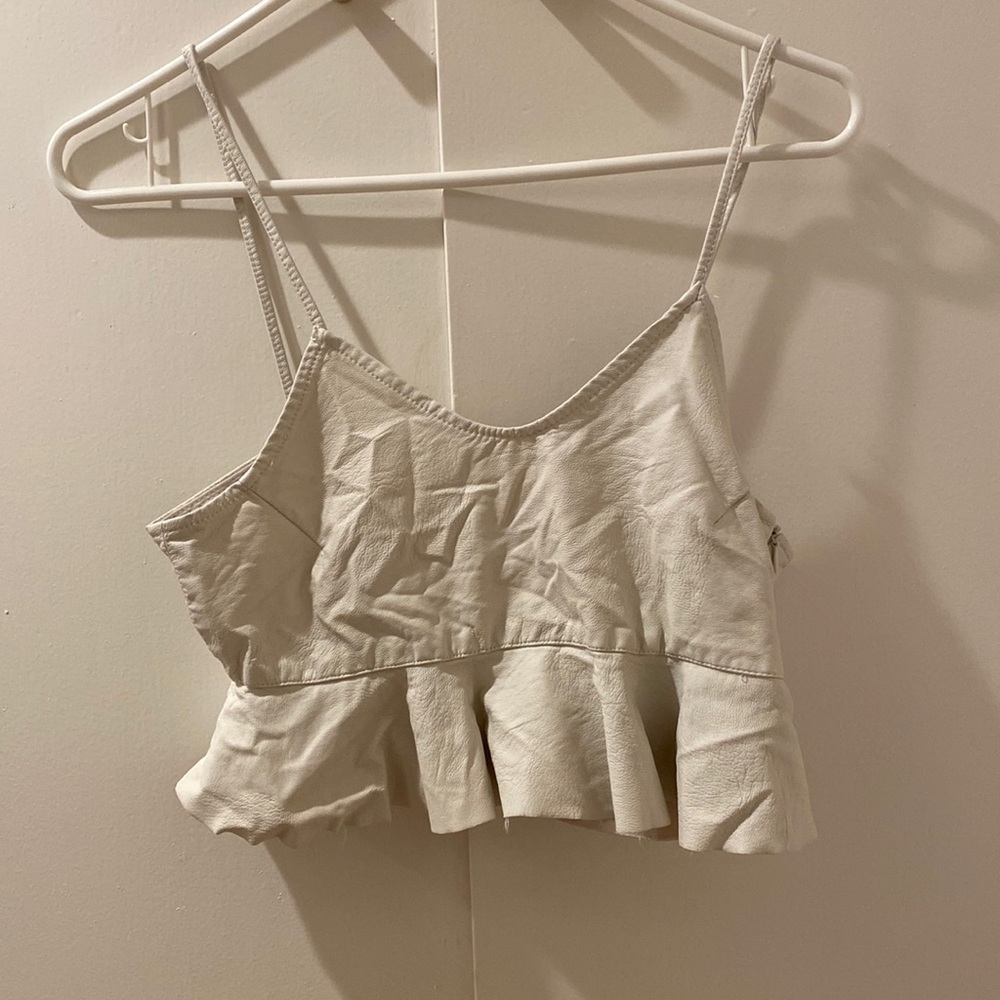 EUC ivory colored Zara tank top with flirty hem, Size S